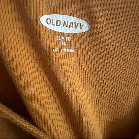 Old Navy gold top size XL - Picture 6 of 6